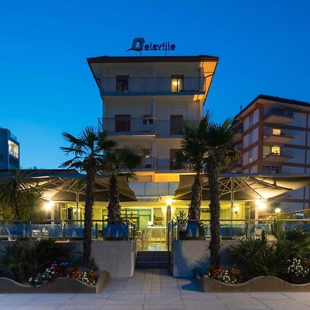 לידו די ג'סולו Hotel Delaville Frontemare מראה חיצוני תמונה