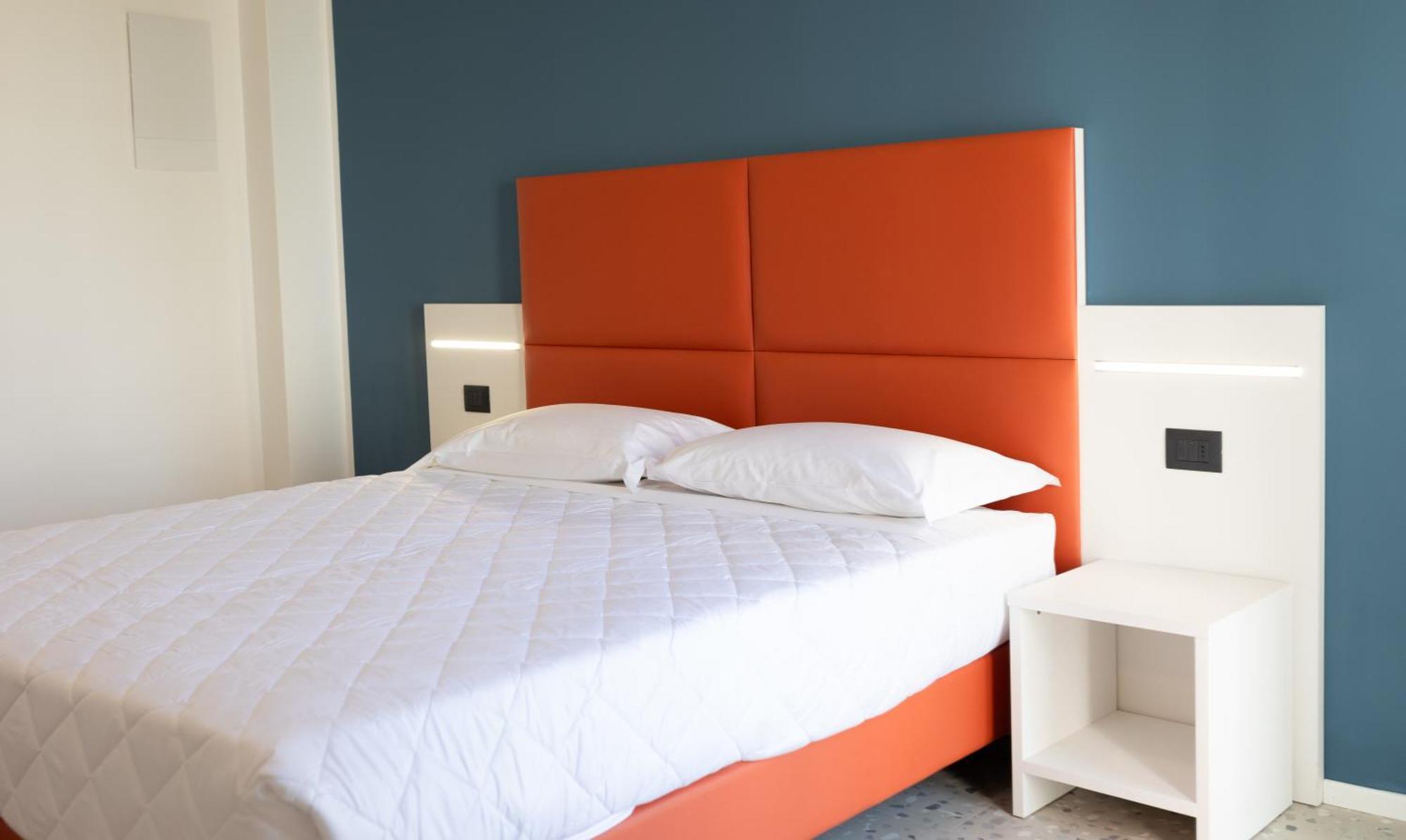 לידו די ג'סולו Hotel Delaville Frontemare מראה חיצוני תמונה