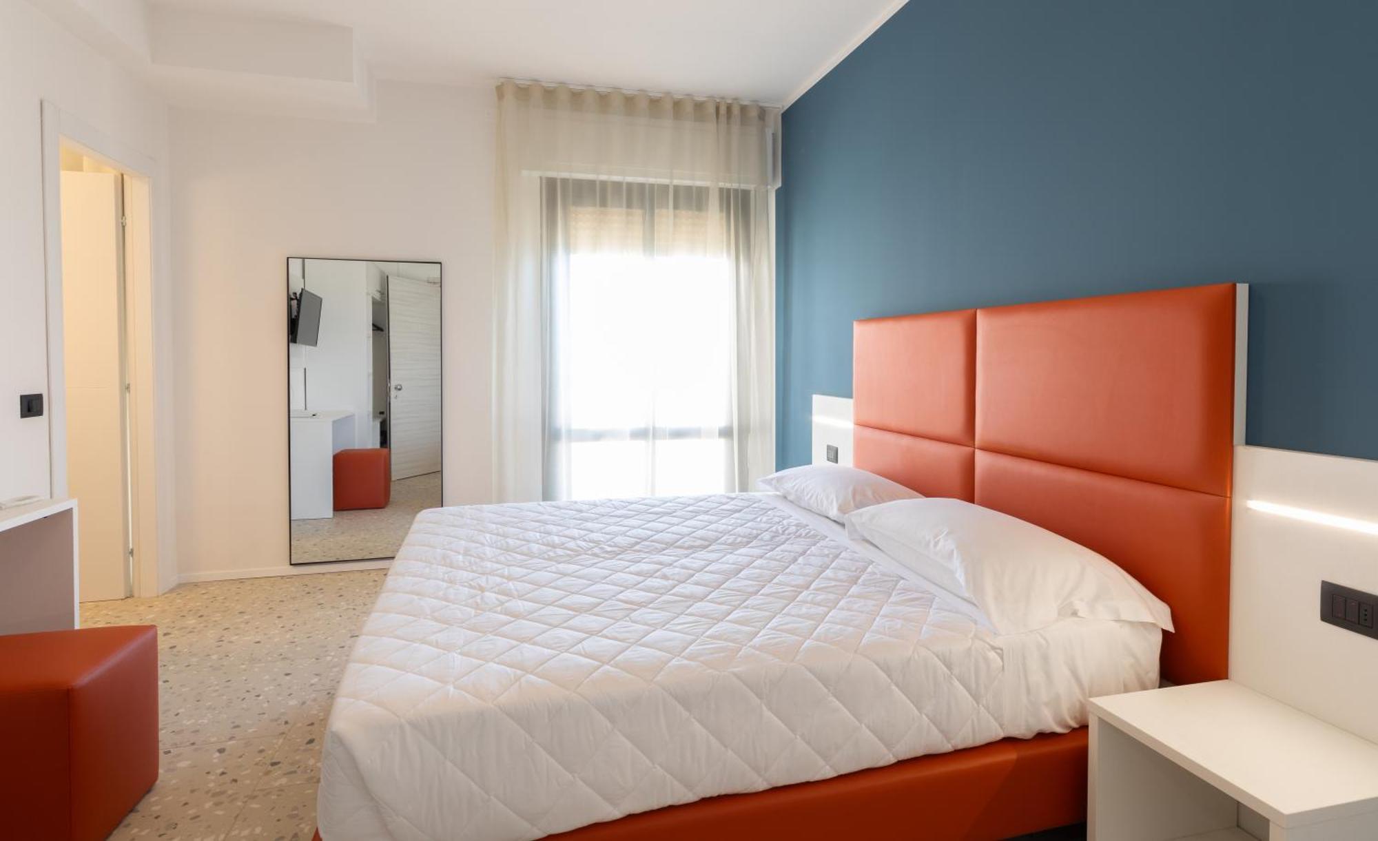 לידו די ג'סולו Hotel Delaville Frontemare מראה חיצוני תמונה